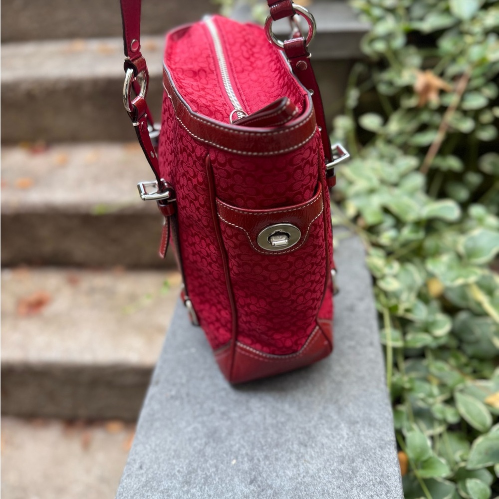 Stunning Y2K Coach gallery tote excellent condition red CC tote - Picture 5 of 8